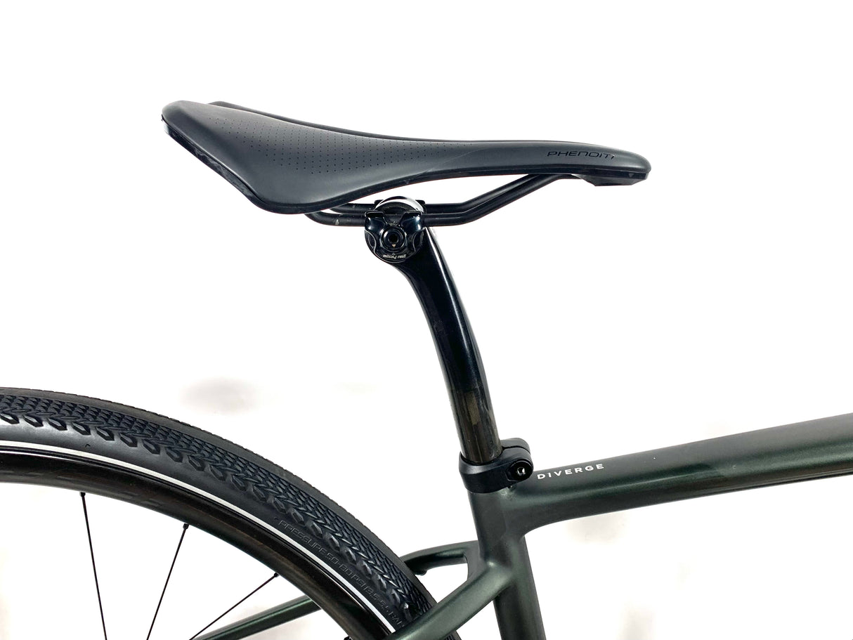 2021 Specialized Diverge Expert Shimano GRX Di2 11 Speed Roval Carbon Wheels Size: 52cm