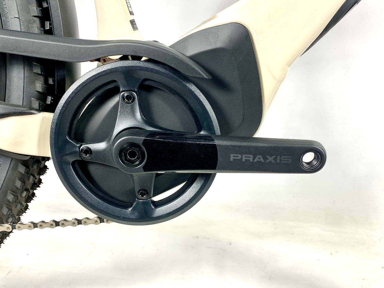 2026 Specialized Turbo Tero 5.0 EQ E-Bike Size: Medium (Preowned)