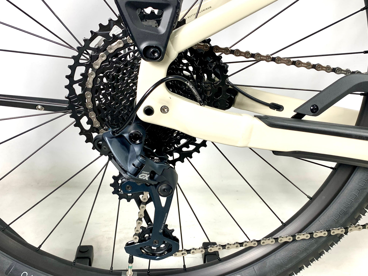 2026 Specialized Turbo Tero 5.0 EQ E-Bike Size: Medium (Preowned)