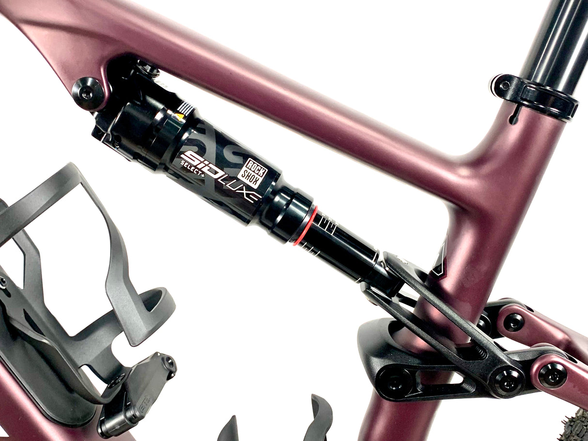 2026 Specialized Epic 8 Expert Shimano XT Di2 1X12 Roval Carbon Wheels Size: M (Preowned)