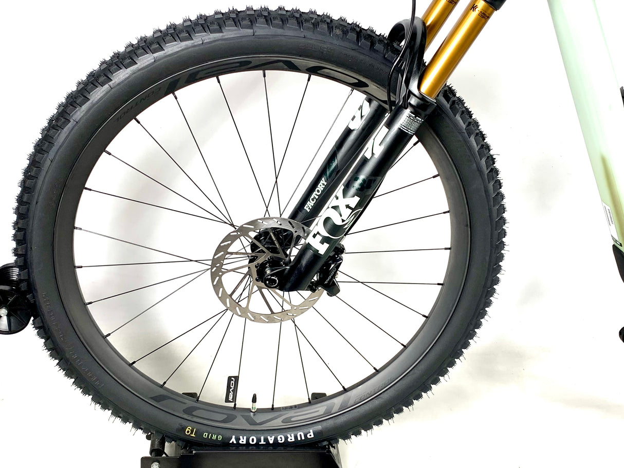 2024 Specialized Epic 8 Evo Pro SRAM X0 AXS Size: Small (Preowned)