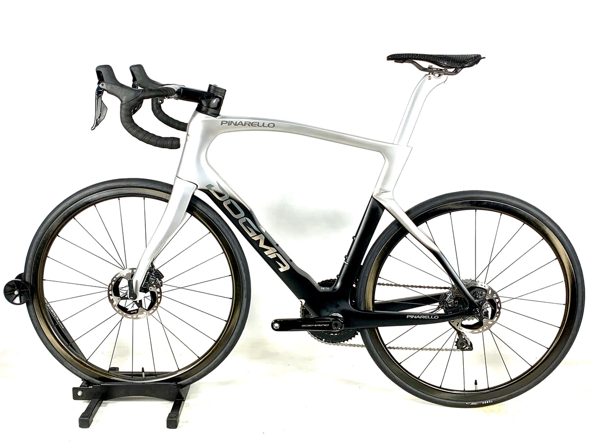 Pinarello Dogma F Dura Ace Di2 12 Speed Carbon Wheels Size: 59.5cm (Preowned)