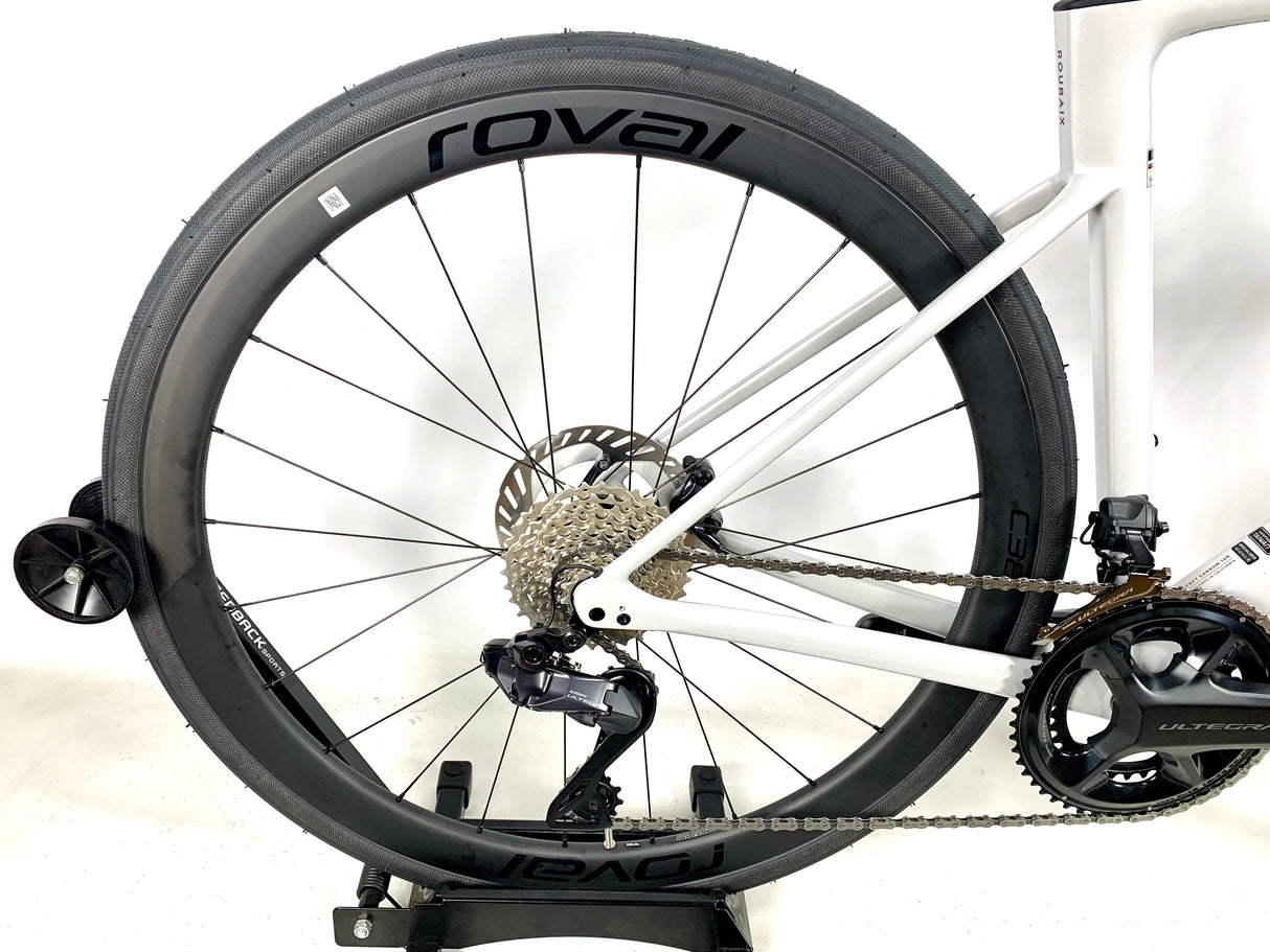 2026 Specialized Roubaix SL8 Expert Ultegra Di2 Roval Carbon Wheels Size: 56cm (Preowned)
