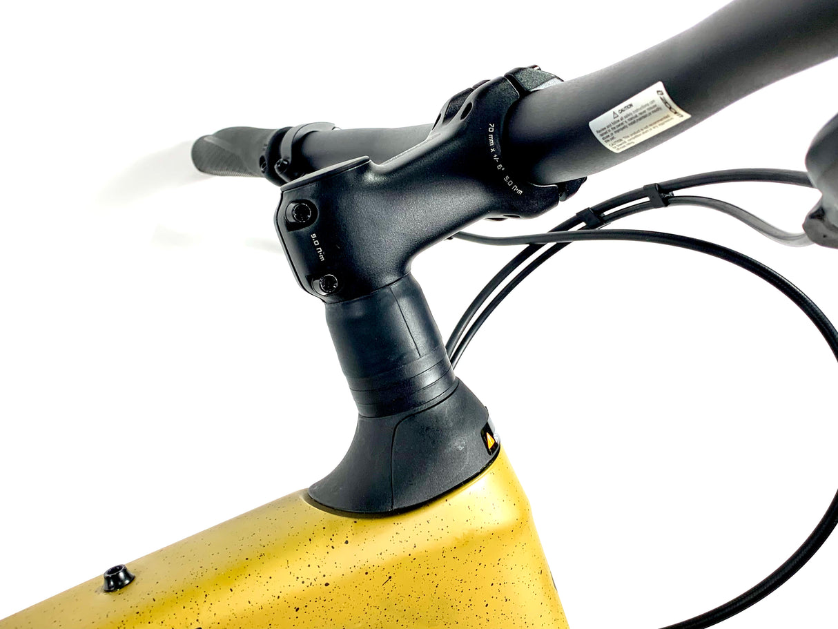 2023 Specialized Sirrus X 5.0 Carbon SRAM NX 12 Speed Alloy Disc Size: Small