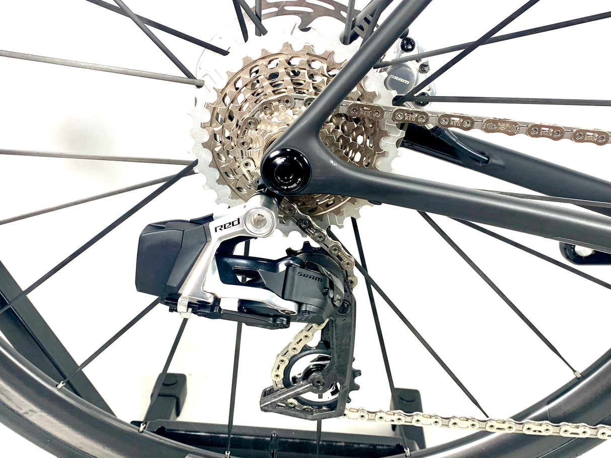 2026 Specialized S-Works Aethos 2 Sram Red AXS 2X12 Size: 56cm (Preowned)