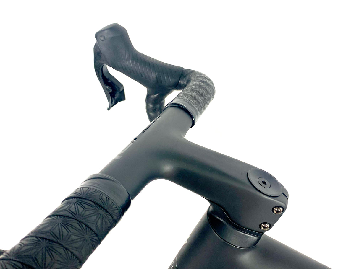 2026 Specialized S-Works Aethos 2 Sram Red AXS 2X12 Size: 56cm (Preowned)