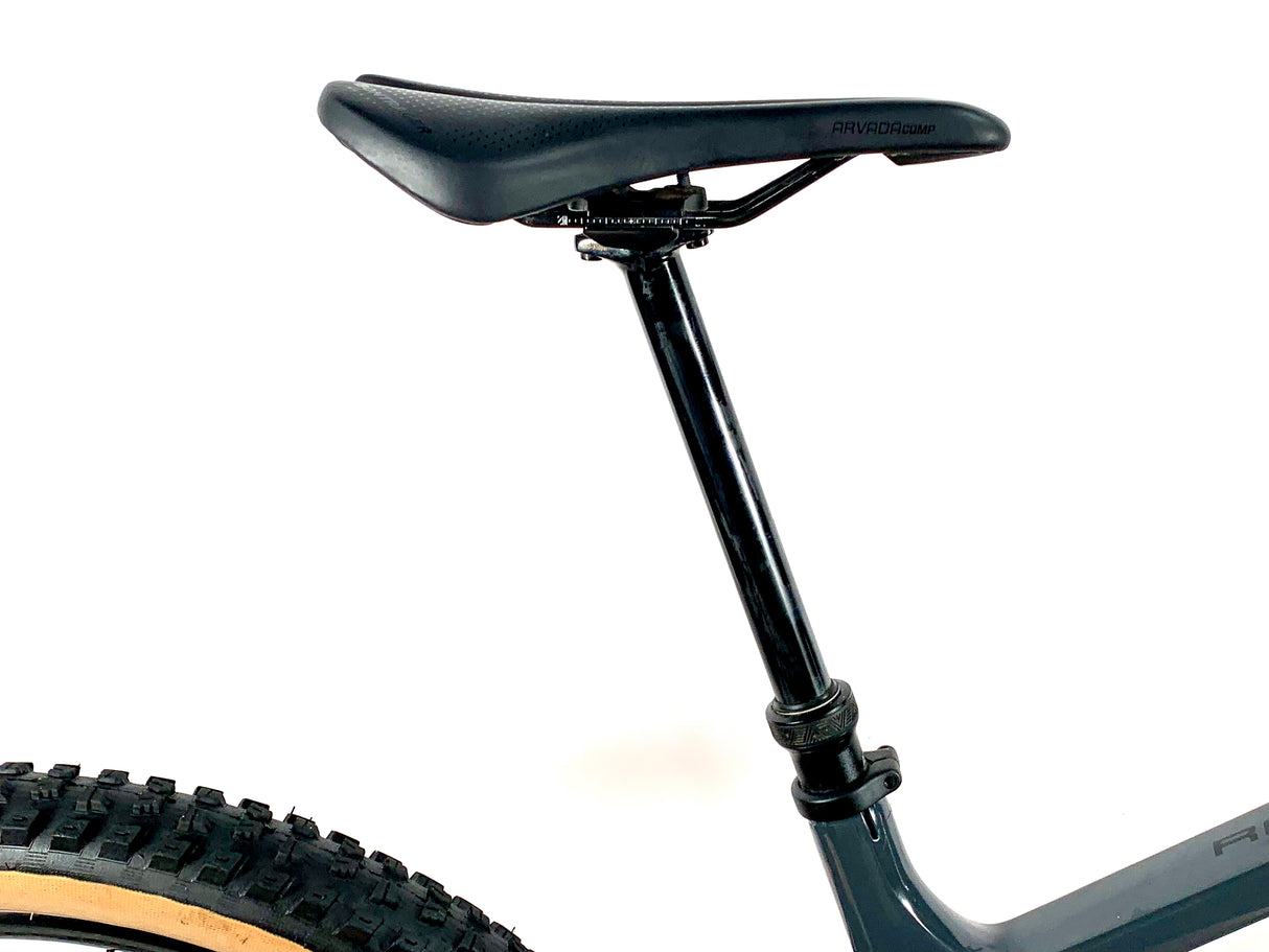 2020 Trek Rail 9.8 Full Suspension E-Mountain Bontrager 29er Alloy Wheels Size: Large