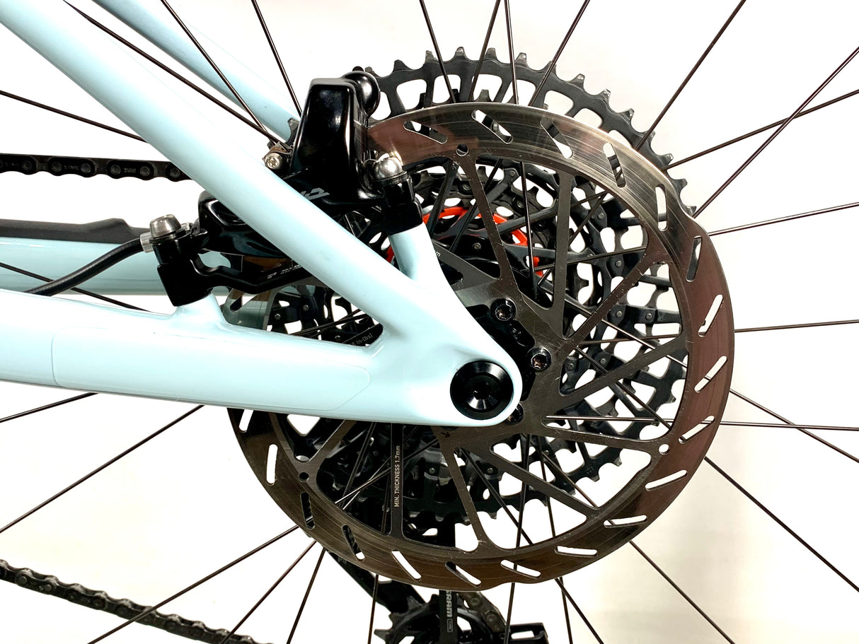 2025 Specialized Epic 8 Evo SRAM X0 AXS 1X12 Roval Carbon Wheels Size: Medium (Preowned)