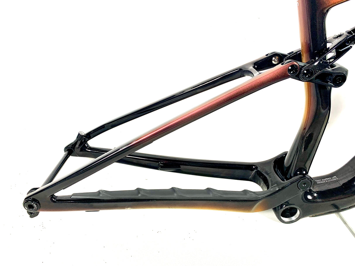 2024 Specialized S-Works Epic 8 Frameset Size: Medium (Preowned)