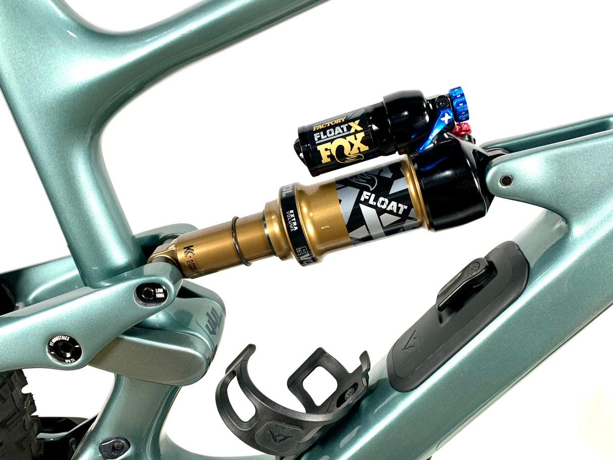 2025 YT Jeffsy Core 4 Sram X0 AXS 1X12 29 Wheels Size: XXL (Preowned)