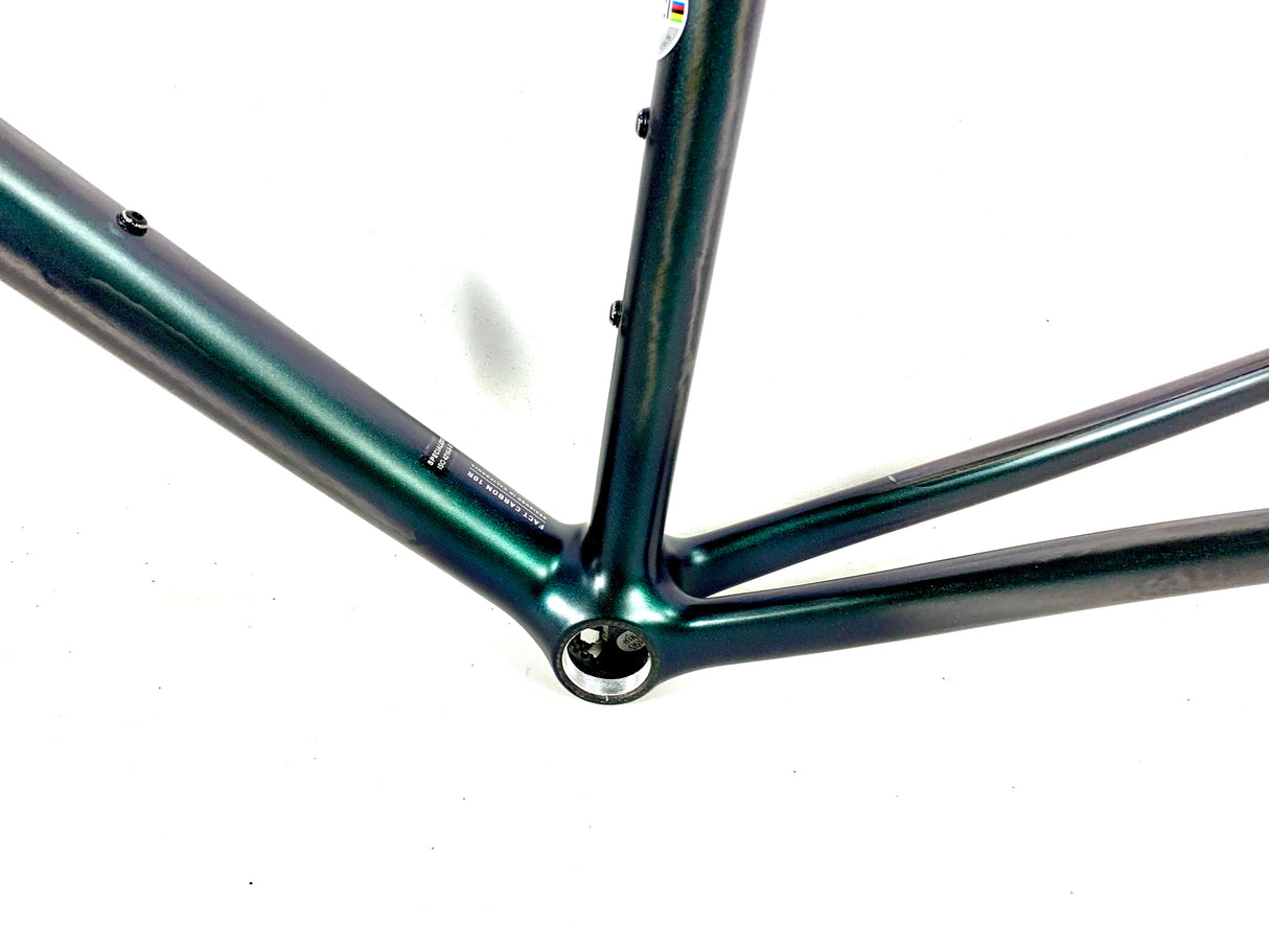 2022 Specialized Aethos Carbon Frameset Size: 56cm (Preowned)