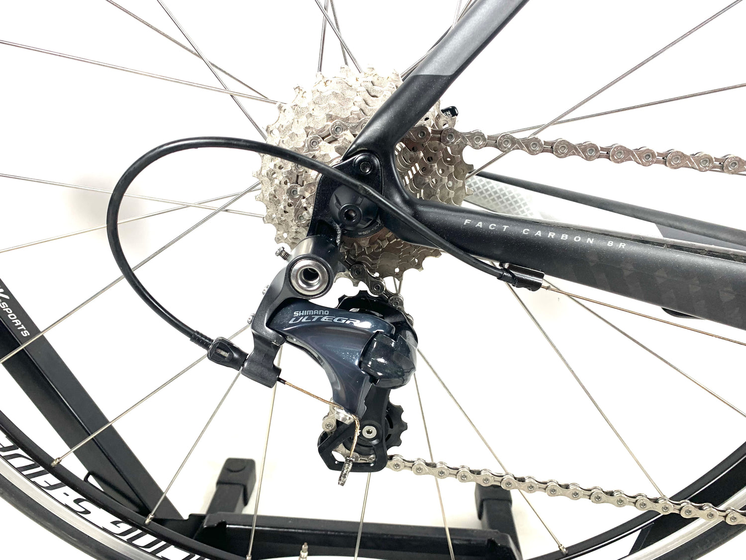 2014 Specialized Amira Comp Women's Ultegra 11 Speed Fulcrum Wheels Size: 54cm