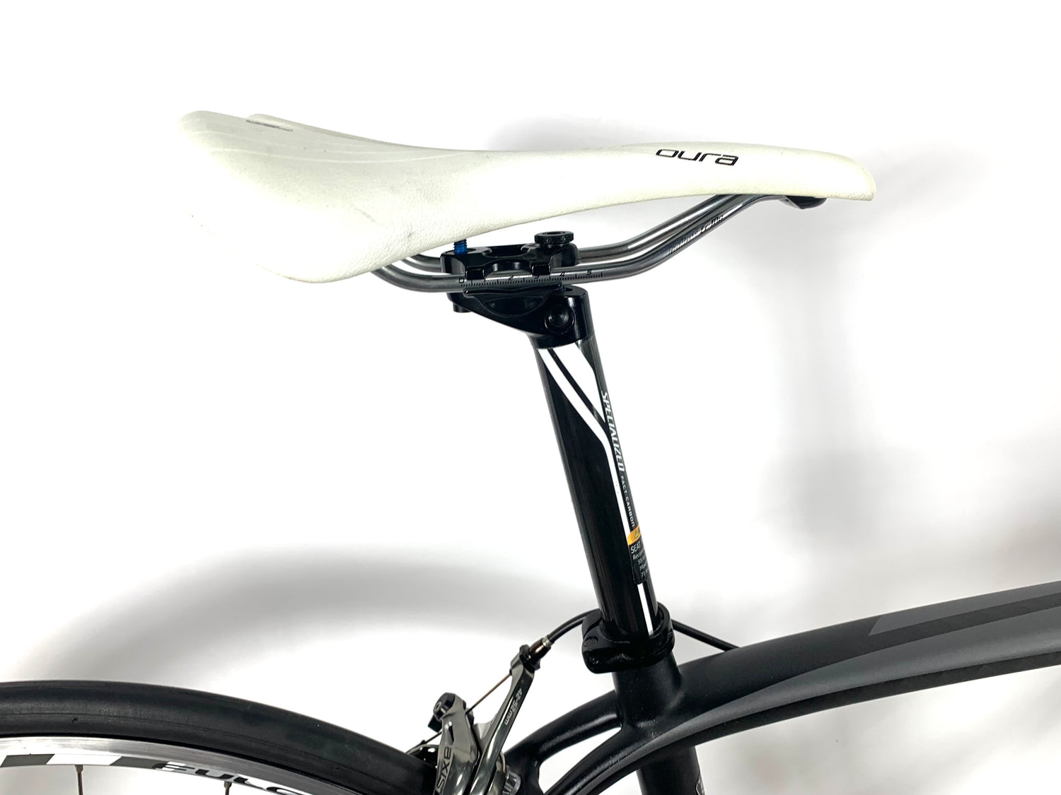 2014 Specialized Amira Comp Women's Ultegra 11 Speed Fulcrum Wheels Size: 54cm