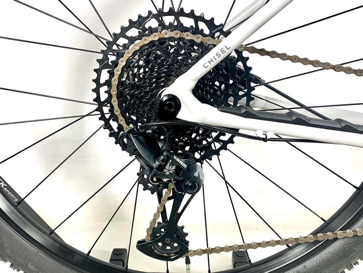 2025 Specialized Chisel Hardtail 29 Sram 1X12 Size: Large (Preowned)