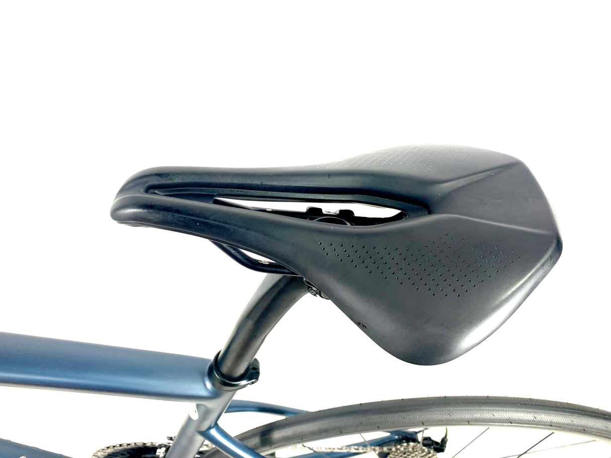 2021 Specialized Tarmac SL6 Sport Shimano 105 Size 54cm (Preowned)