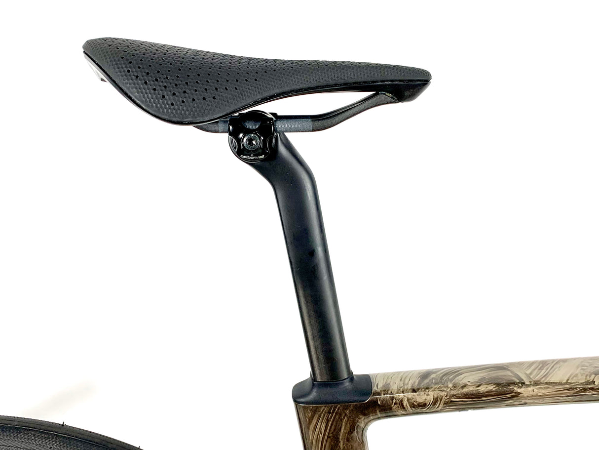 2025 Specialized S-Works Roubaix SL8 Dura Ace Size: 56cm (Preowned)