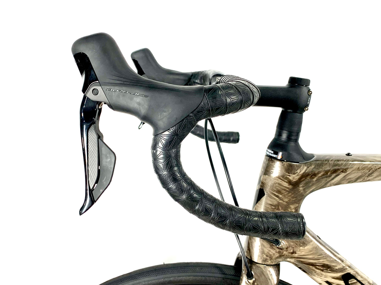 2025 Specialized S-Works Roubaix SL8 Dura Ace Size: 56cm (Preowned)