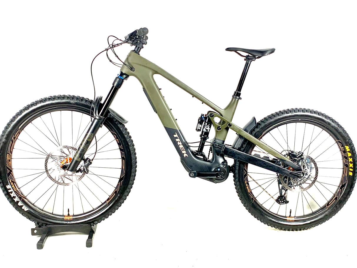 2025 Trek Slash+ 9.7 Carbon Sram GX 1X12 SpokeX Carbon Wheels Size: Large (Preowned)