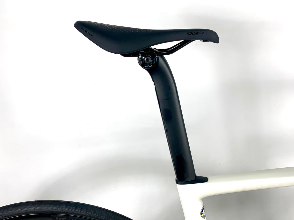 NEW 2025 Specialized Tarmac SL7 Sport Shimano 105 12-SPD DT Swiss Wheels Size: 56cm