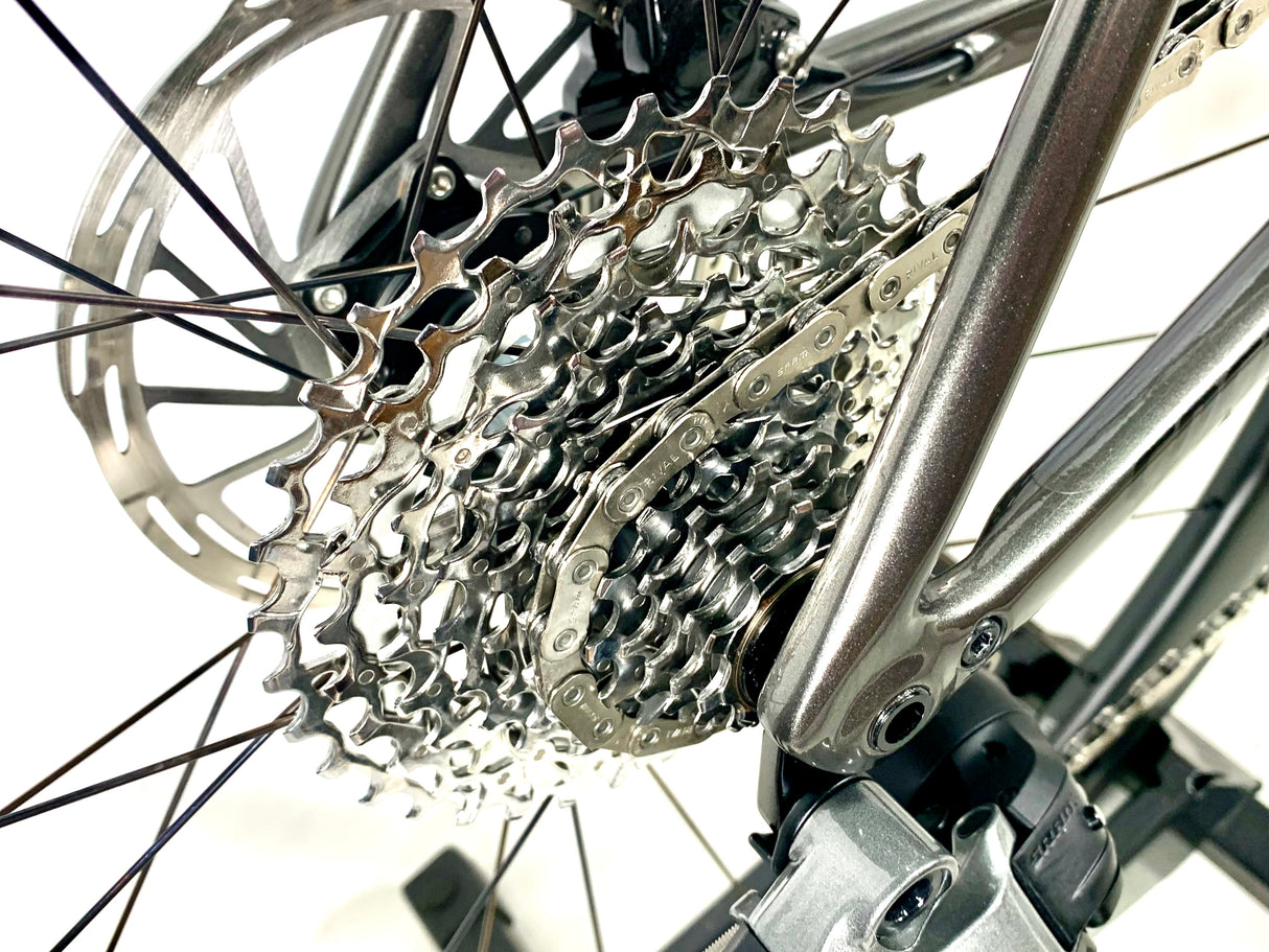 2024 Specialized Tarmac SL8 Expert Sram Rival AXS Size: 49cm (Preowned)