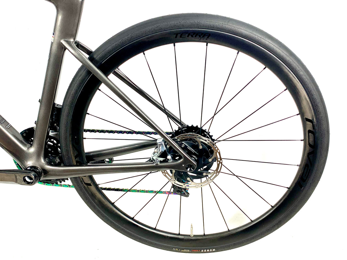 2024 Specialized S-Works Roubaix SL8 SRAM AXS Size: 56cm (Preowned)