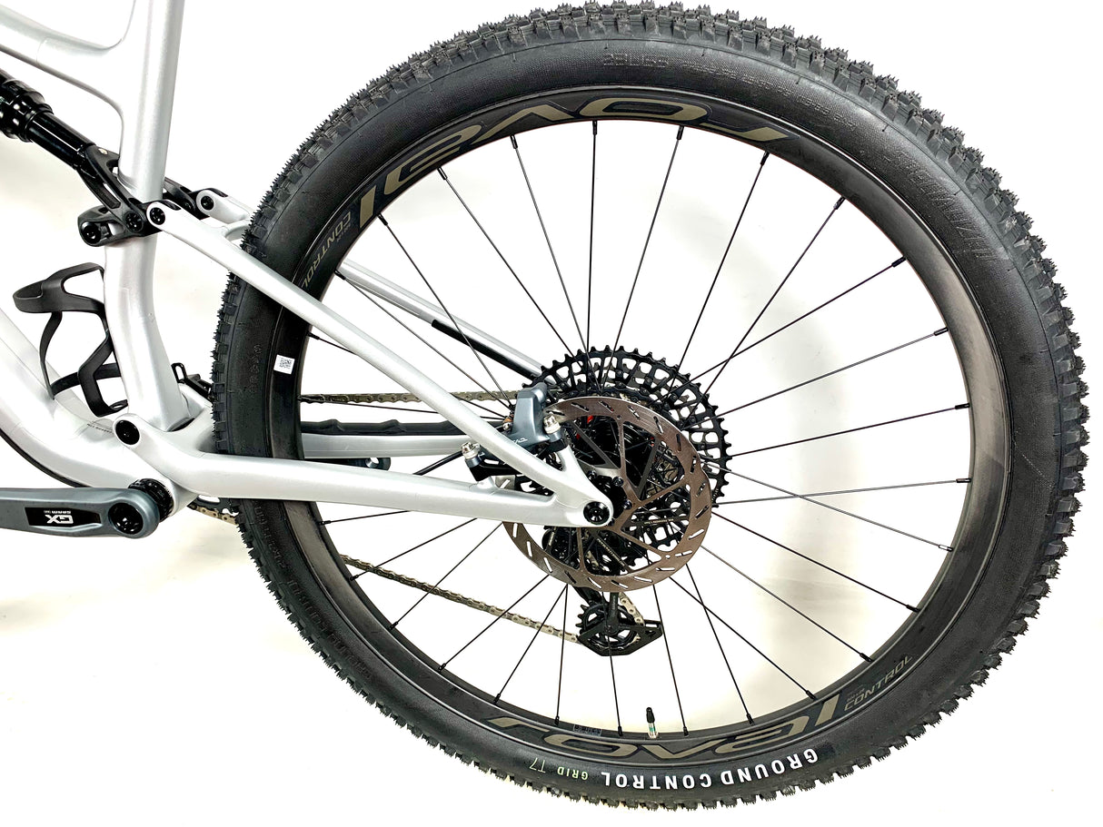 2025 Specialized Epic 8 Evo Expert SRAM GX AXS Size: XL (Preowned)