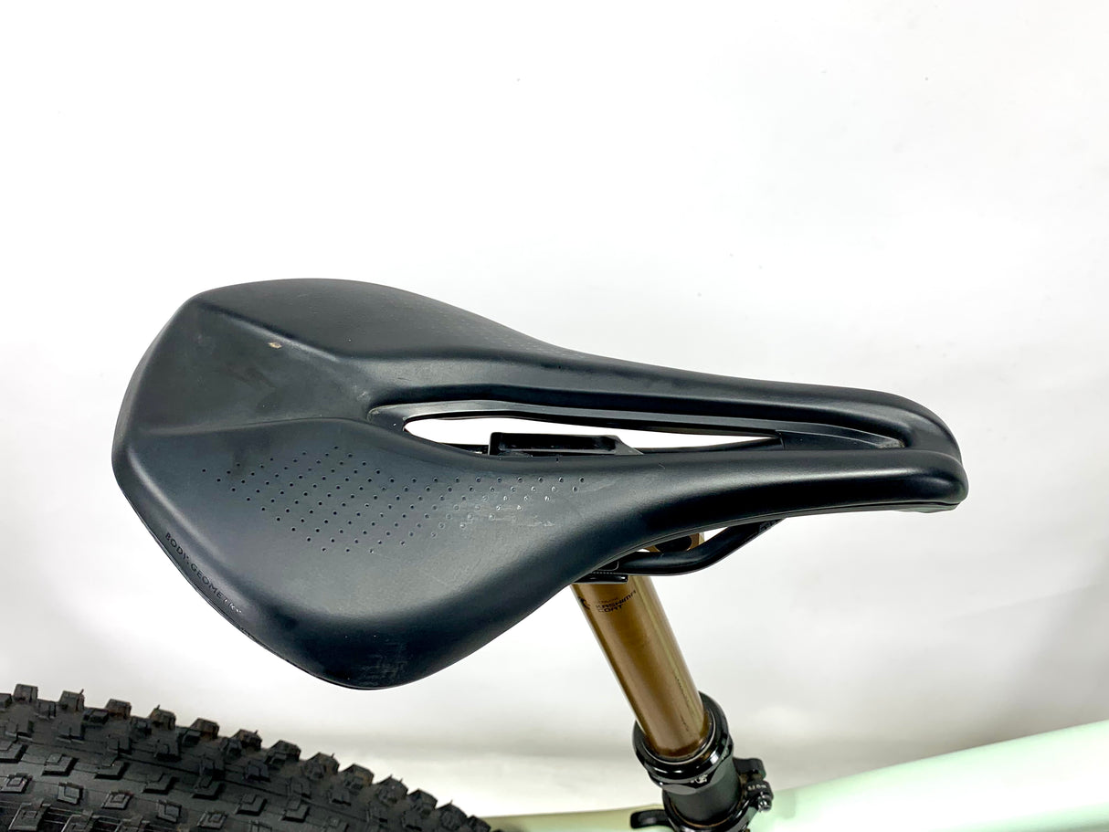 2024 Specialized Epic 8 Evo Pro SRAM X0 AXS Size: Small (Preowned)