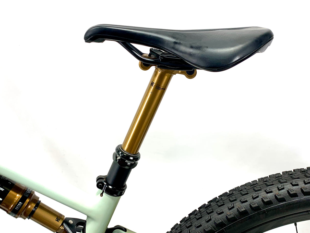 2024 Specialized Epic 8 Evo Pro SRAM X0 AXS Size: Small (Preowned)