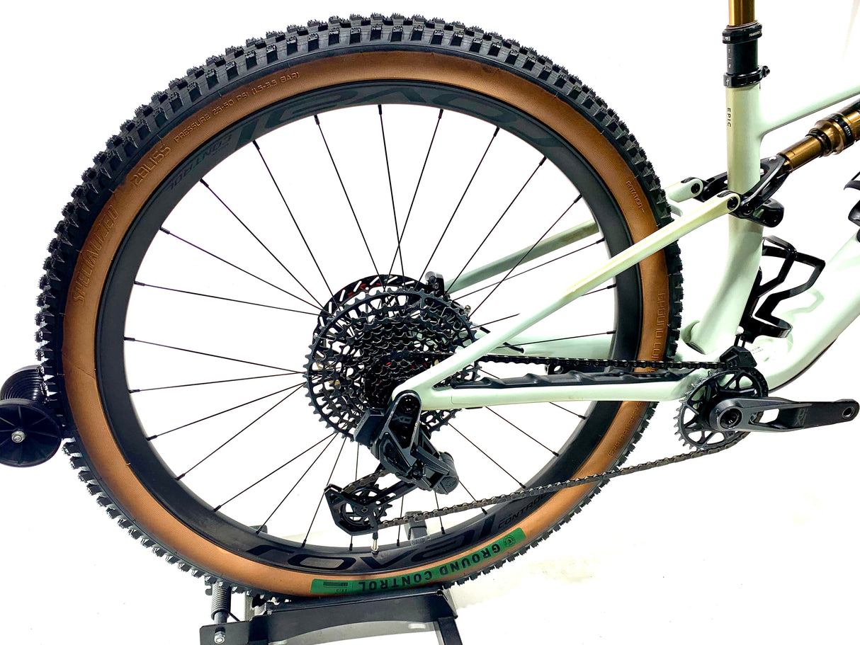 2024 Specialized Epic 8 Evo Pro SRAM X0 AXS Size: Medium (Preowned)