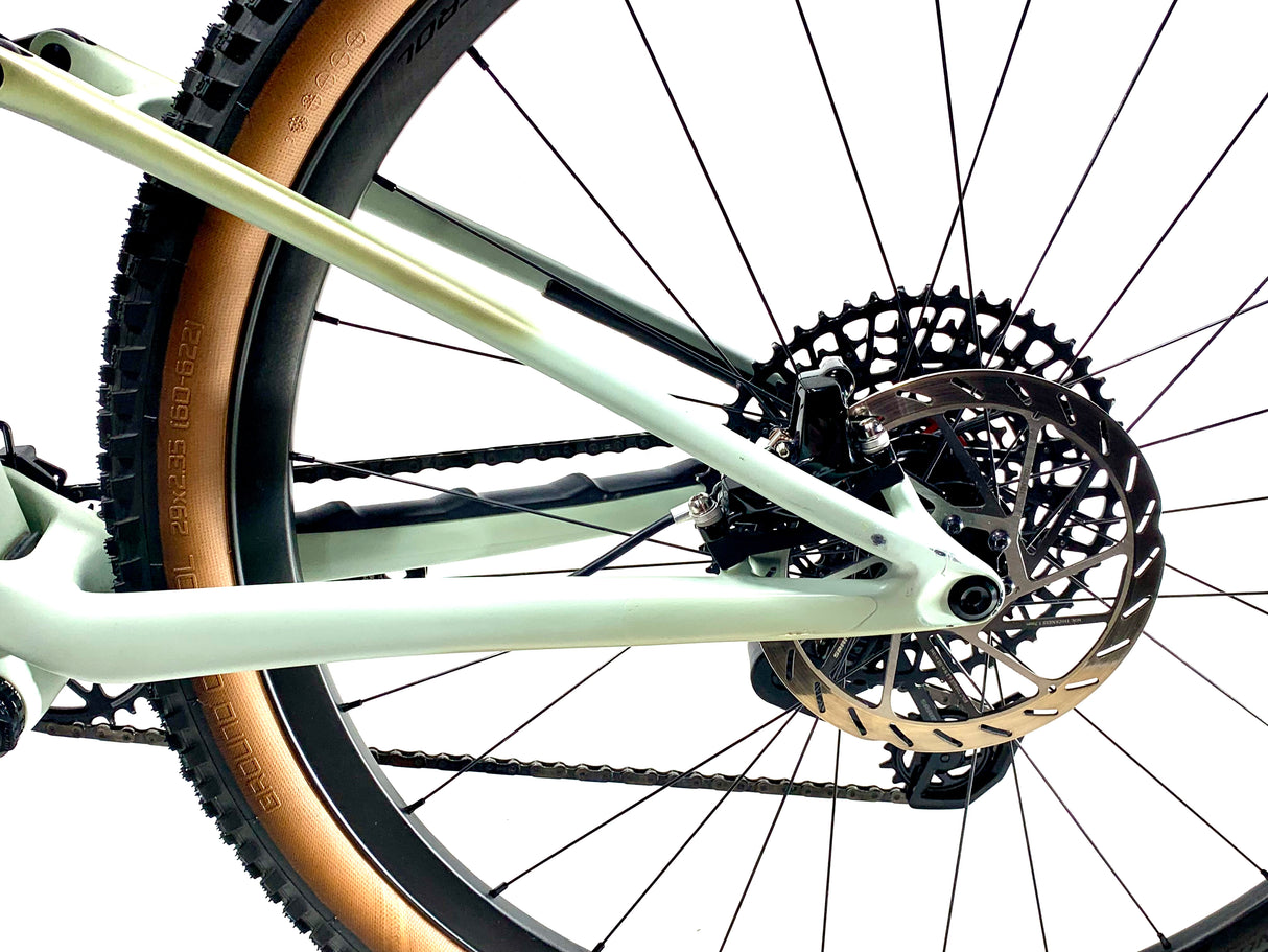 2024 Specialized Epic 8 Evo Pro SRAM X0 AXS Size: Medium (Preowned)