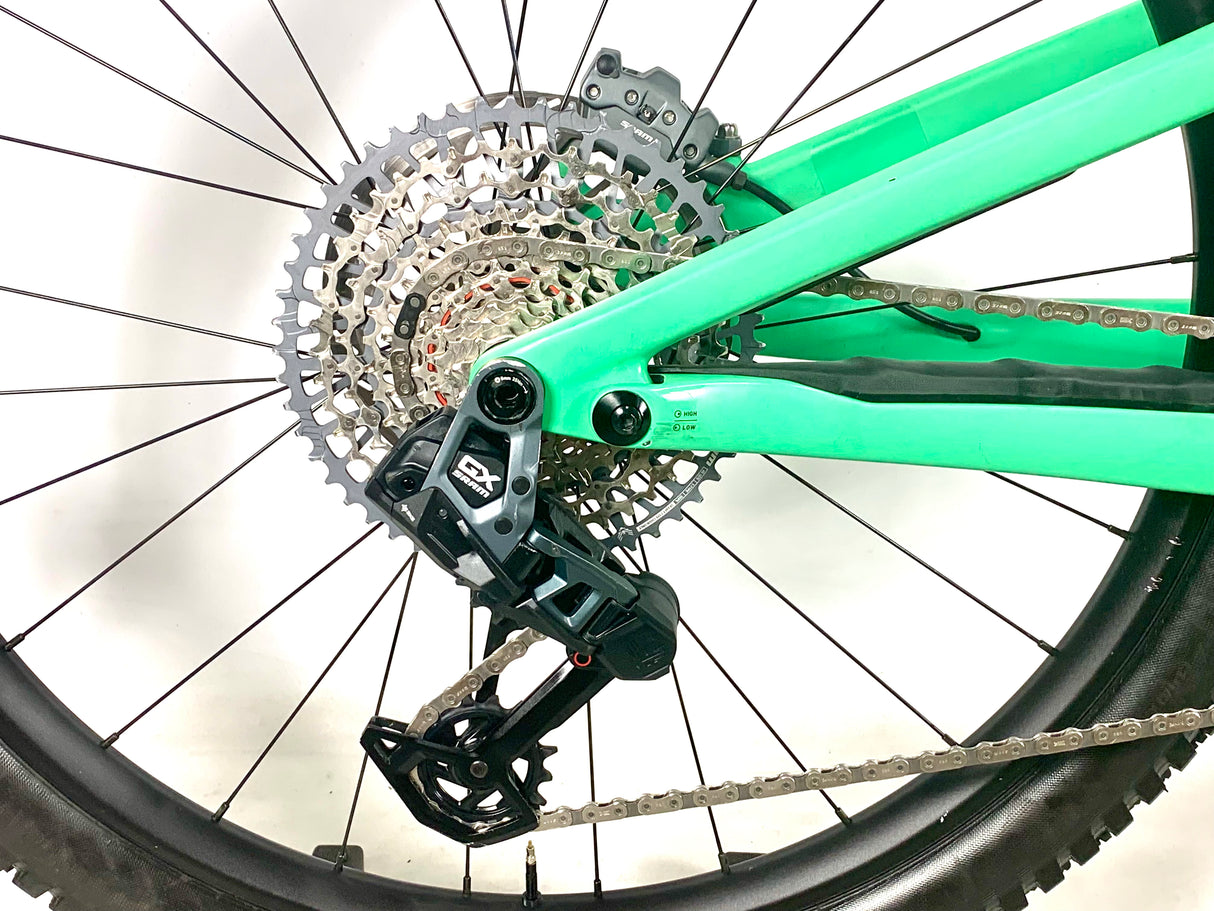 2025 Specialized Stumpjumper 15 Expert 29 SRAM GX AXS 1X12 Size: S4 (Large)