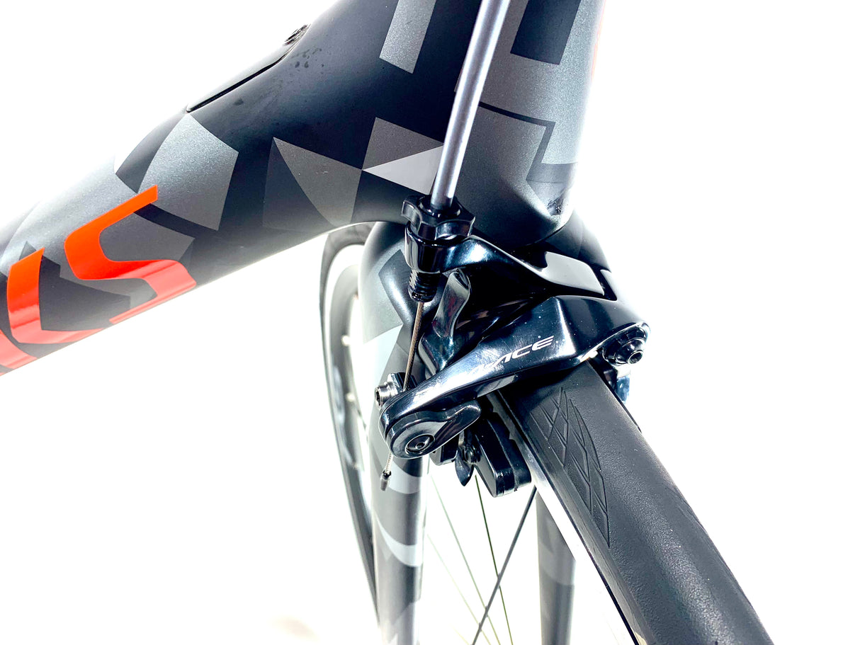 2018 Specialized S-Works Tarmac SL6 Dura Ace Di2 Size: 56cm (Preowned)