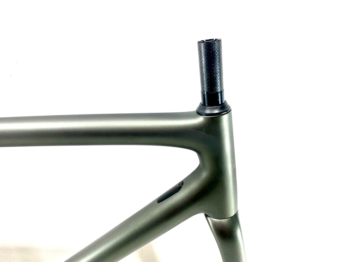 2022 Specialized Aethos Carbon Frameset Size: 56cm (Preowned)