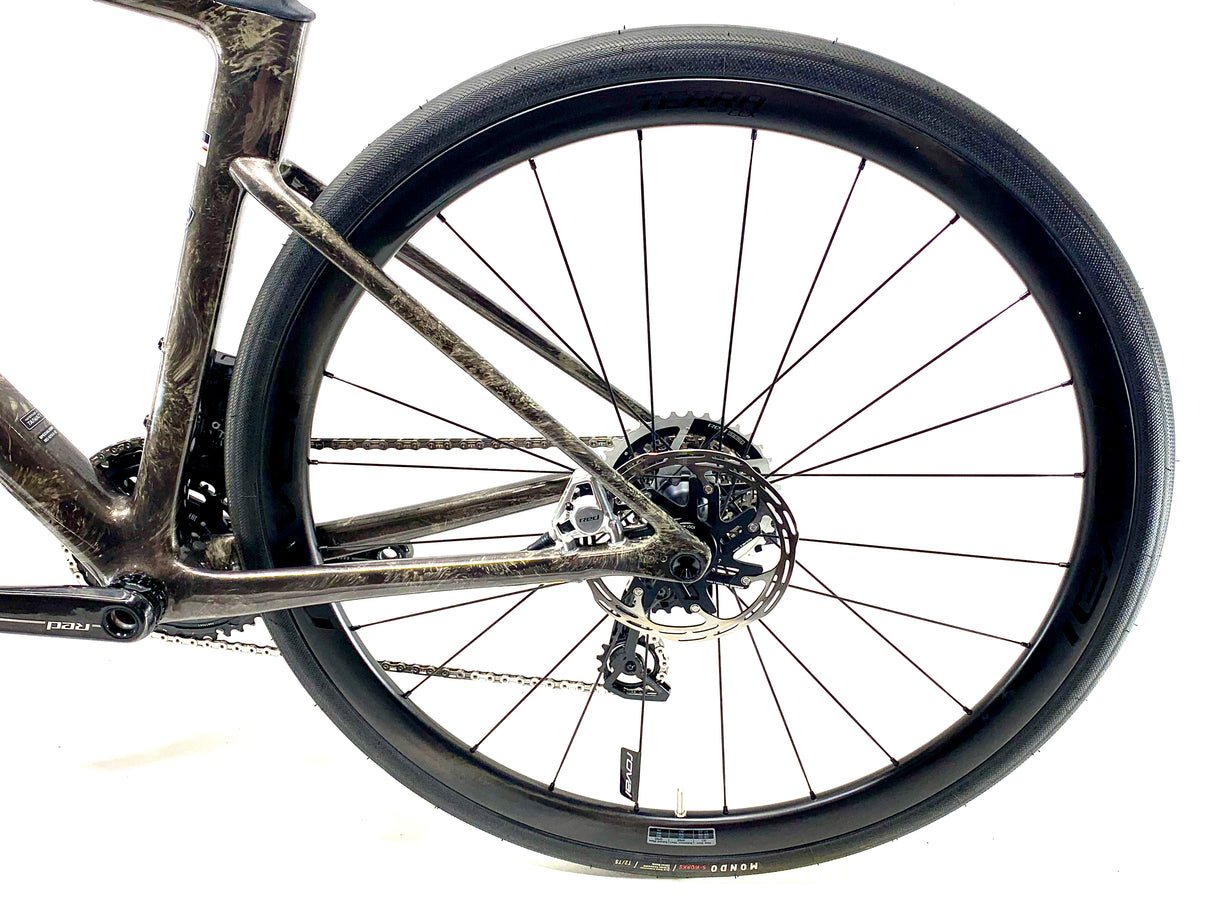 2025 Specialized S-Works Roubaix SL8 Sram Red Size: 56cm (Preowned)