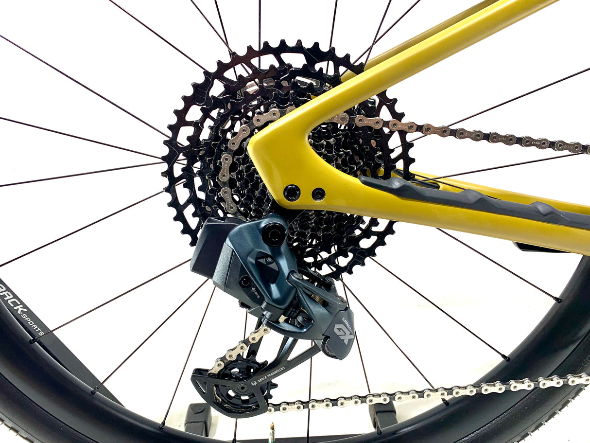 2023 Specialized Diverge STR Expert SRAM AXS Size: 49cm (Preowned)