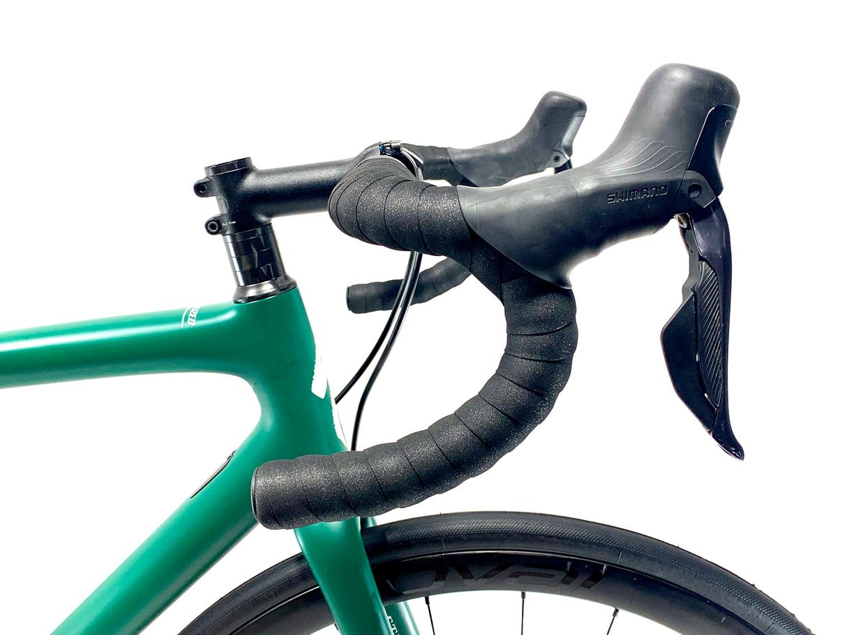 2023 Specialized Aethos Expert Ultegra Di2 12-Speed Size: 56cm (Preowned)