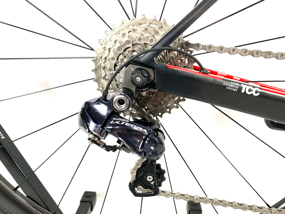 2013 BMC Teammachine SLR01 Carbon Ultegra Di2 11 Speed Carbon Wheels Size: 55cm