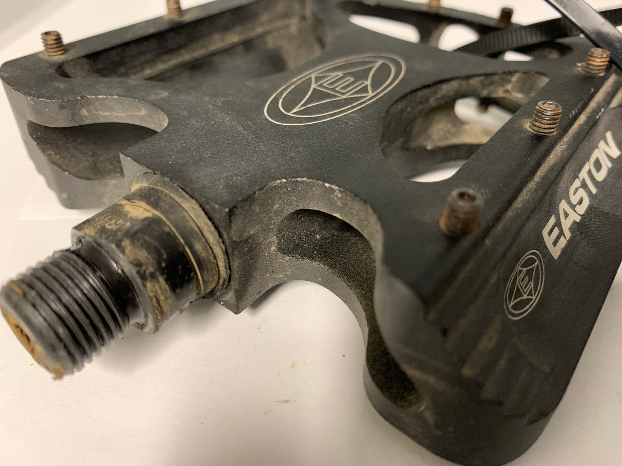 Easton Flatboy Platform Mountain Bike Pedals 9/16 Spindle