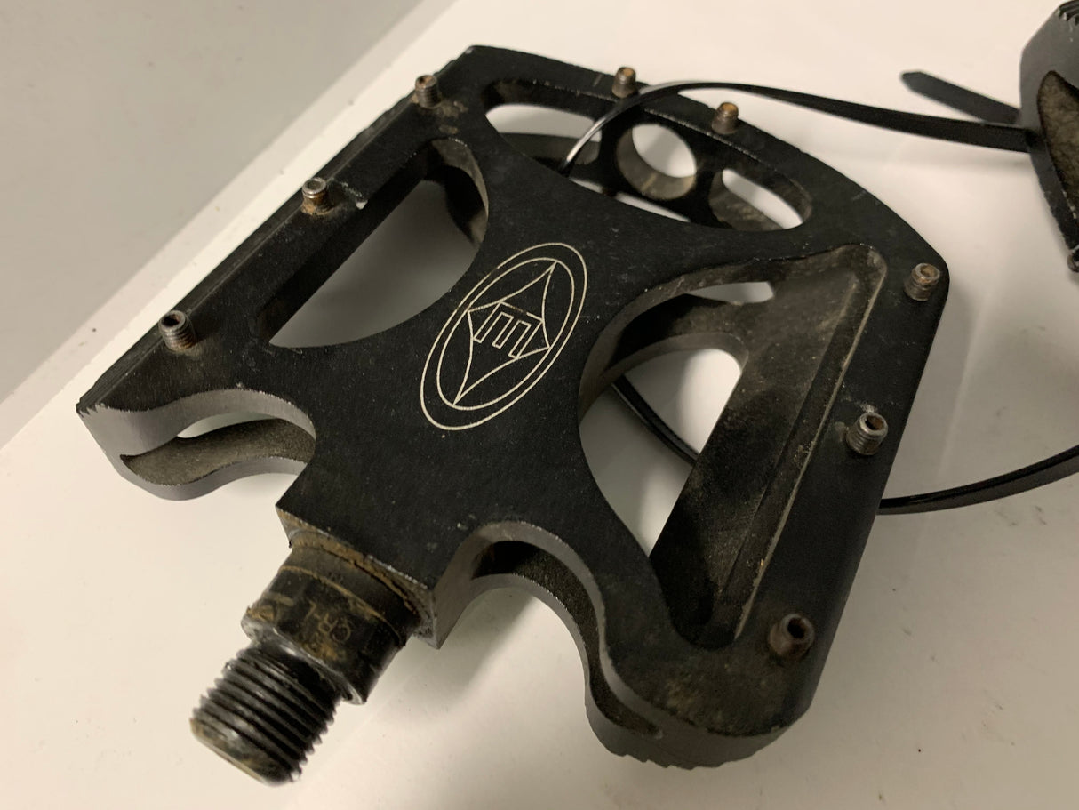 Easton Flatboy Platform Mountain Bike Pedals 9/16 Spindle