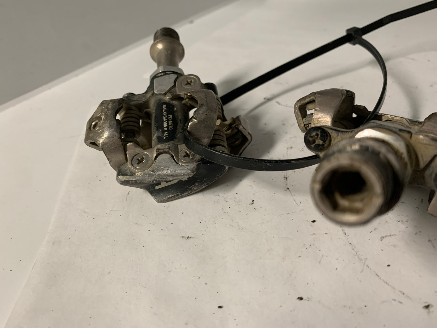 Shimano XT PD-M780 Clipless MTB Pedals 9/16 Spindle