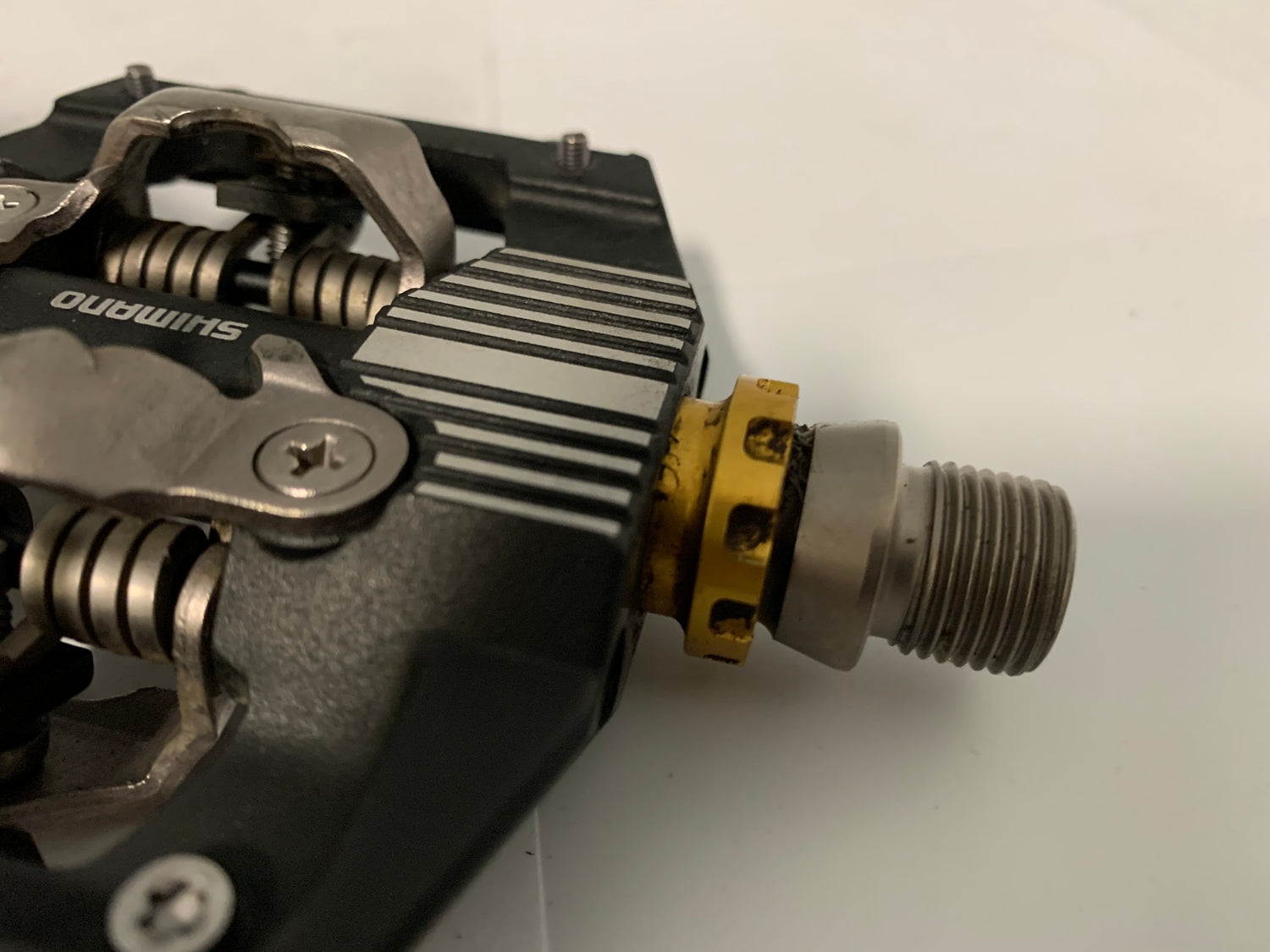 Shimano Saint PD M820 Mountain Bike Pedals 9/16 Spindle