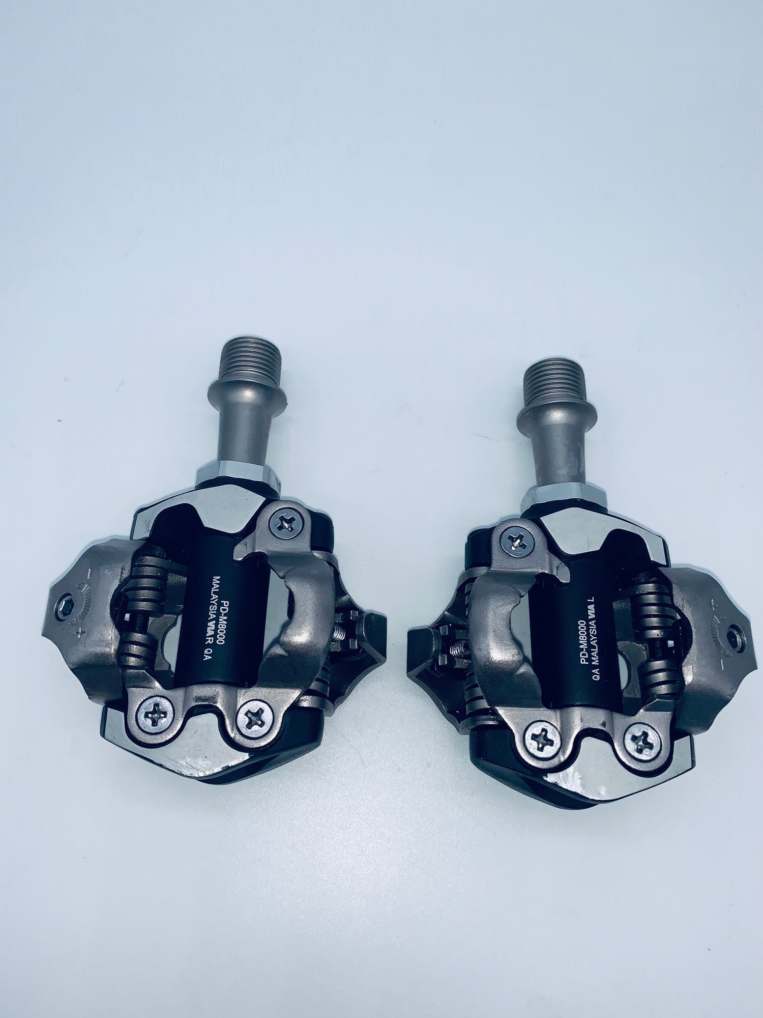 Shimano XT PD-M8000 Clipless MTB Pedals 9/16 Spindle