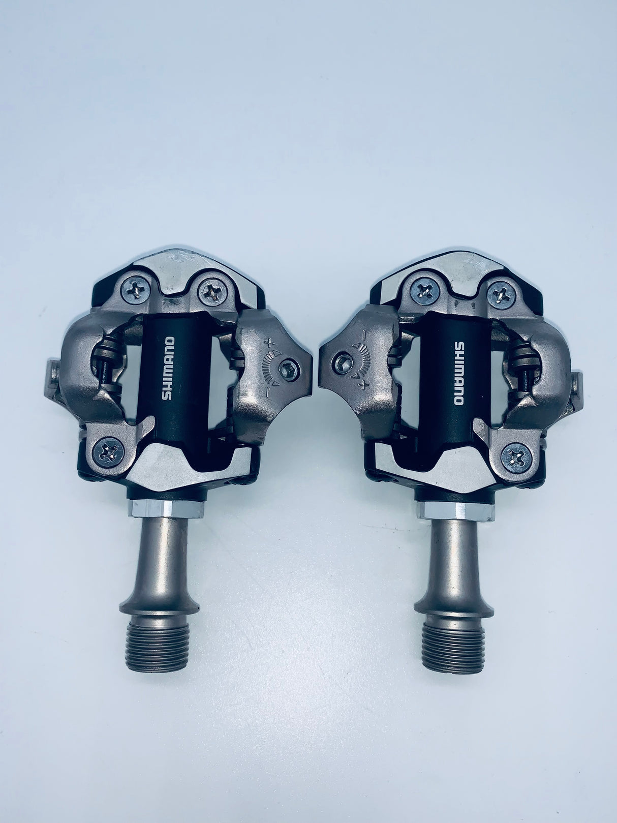 Shimano XT PD-M8000 Clipless MTB Pedals 9/16 Spindle