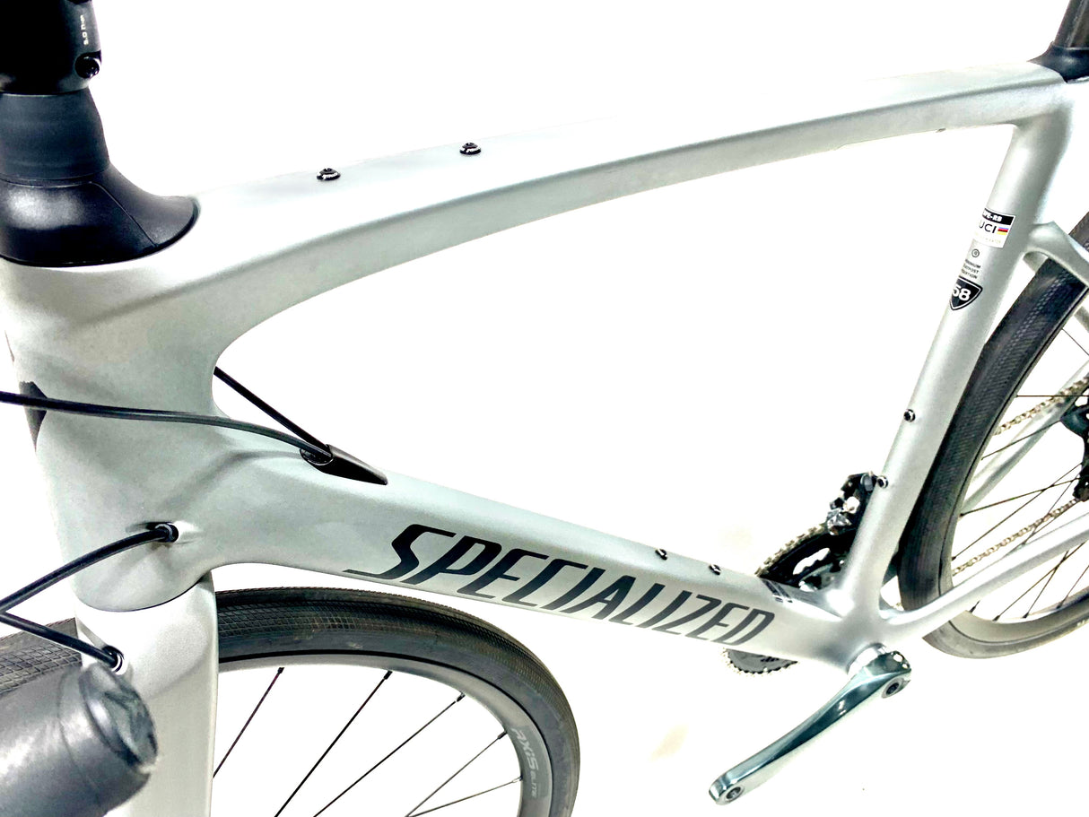 2026 Specialized Roubaix SL8 Carbon Disc Shimano Size: 58cm (Preowned)