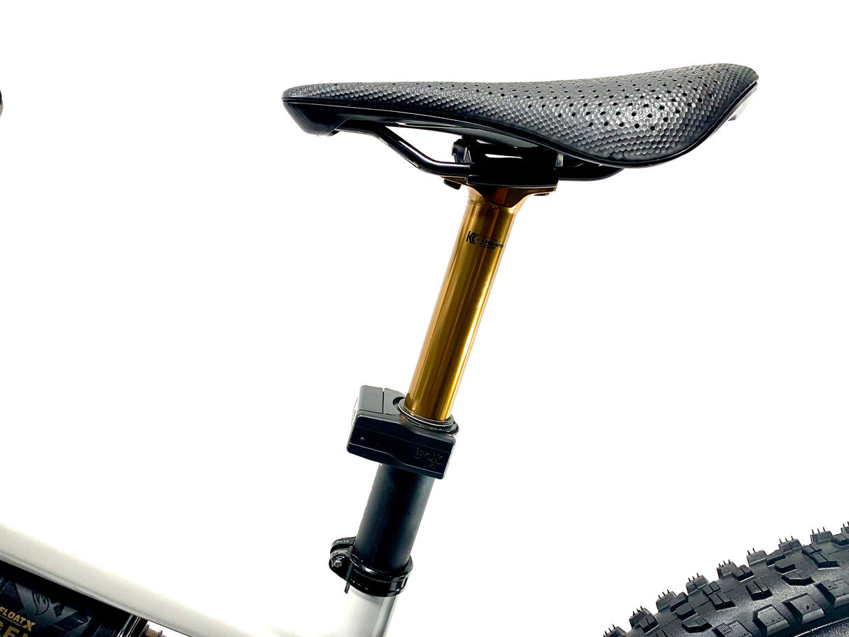 2026 Specialized S-Works Stumpjumper 15 Evo XTR Di2 Size: S1 (Preowned)