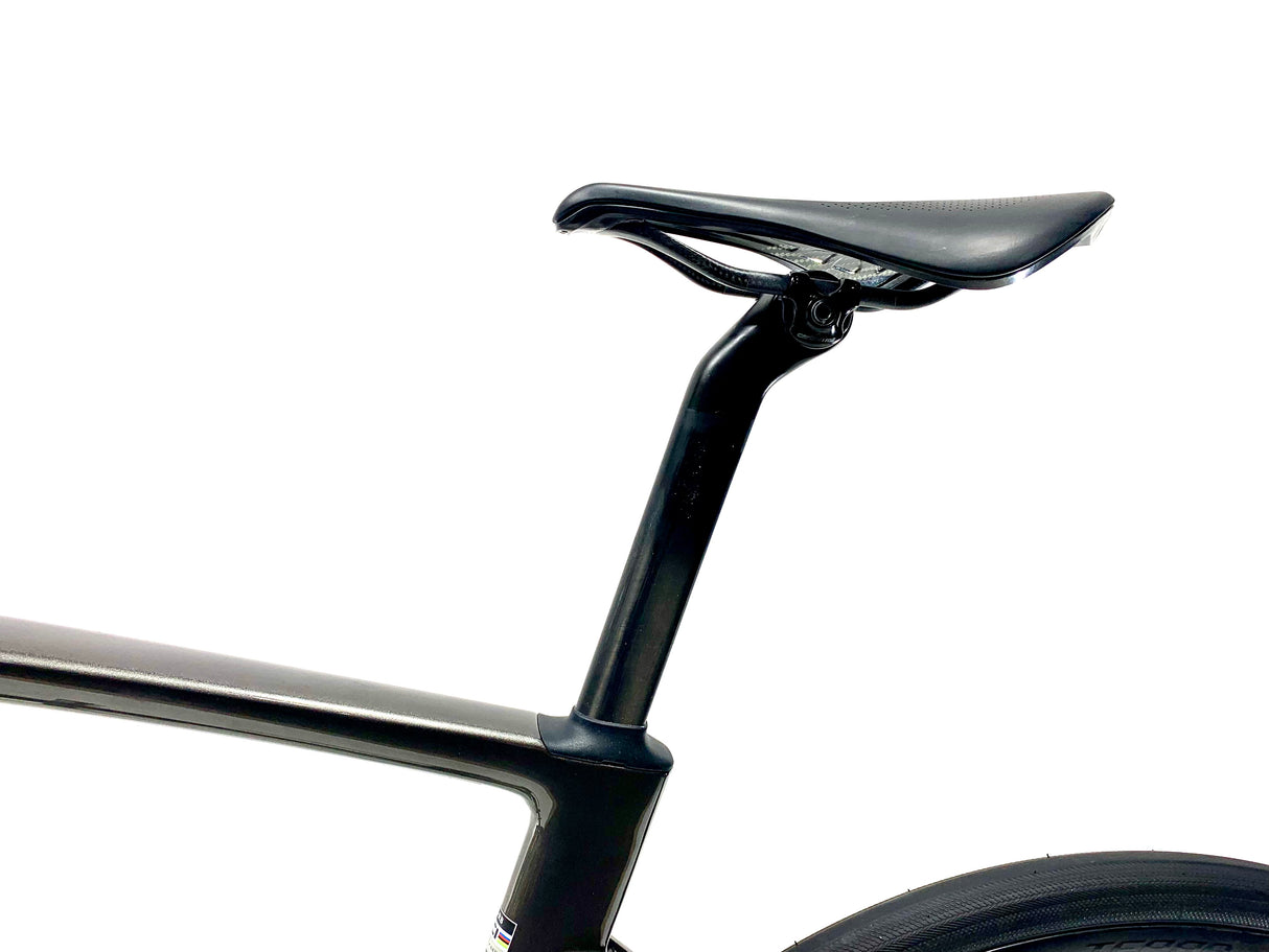 2024 Specialized S-Works Roubaix SL8 SRAM AXS Size: 58cm (Preowned)