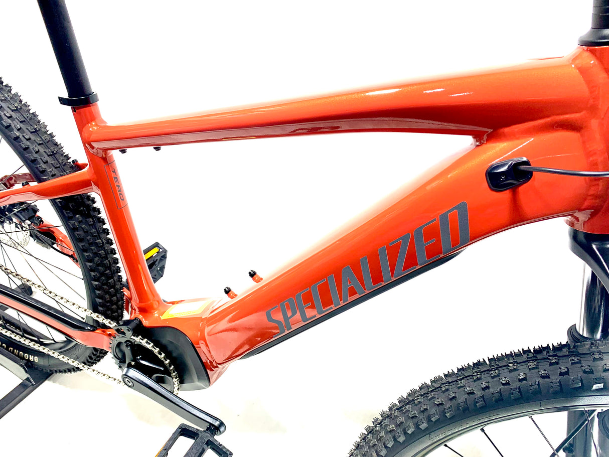 2023 Specialized Turbo Tero 3.0 Step-Through E-Bike Size: Medium (Preowned)