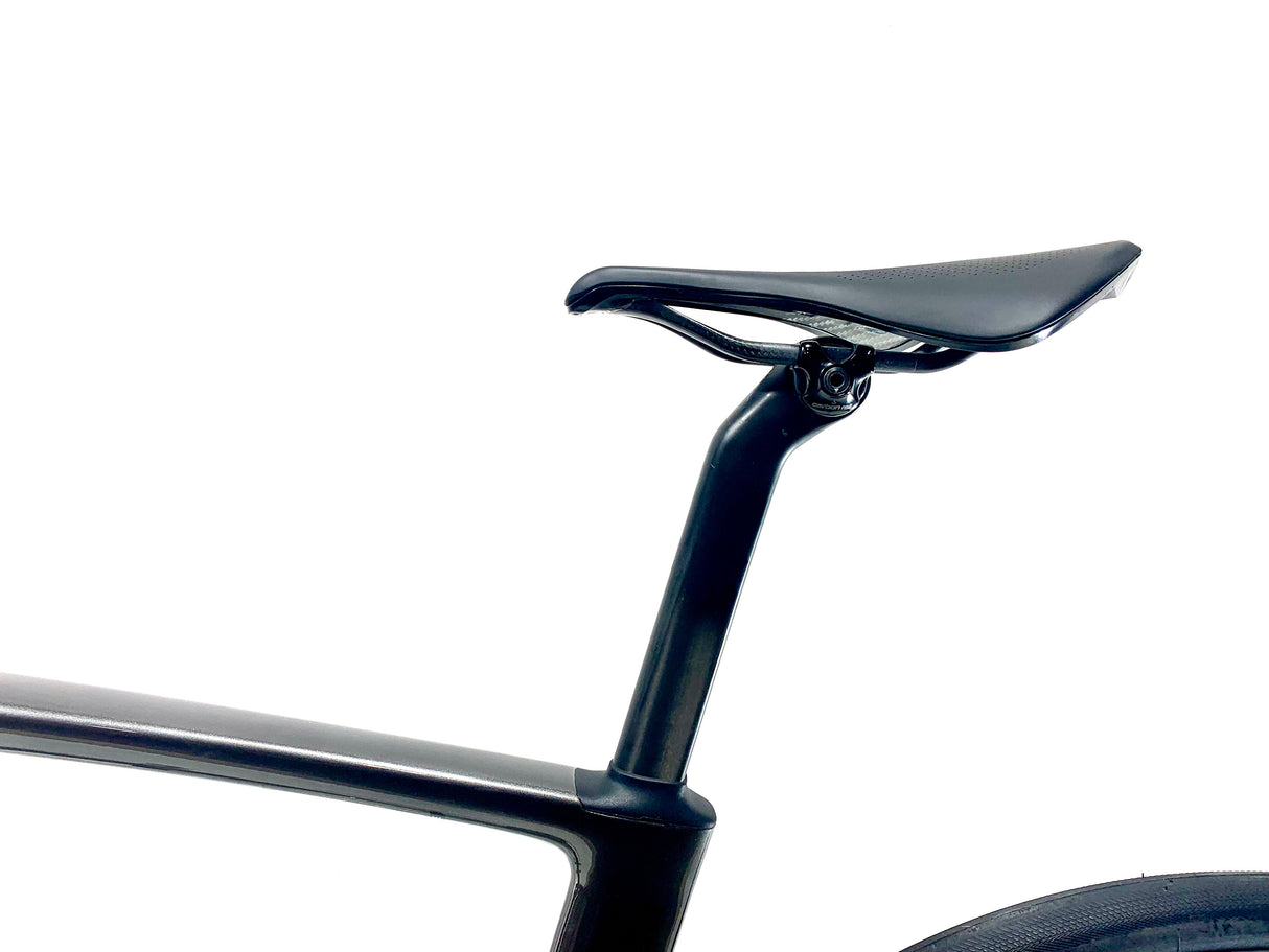 2024 Specialized S-Works Roubaix SL8 SRAM AXS Size: 56cm (Preowned)