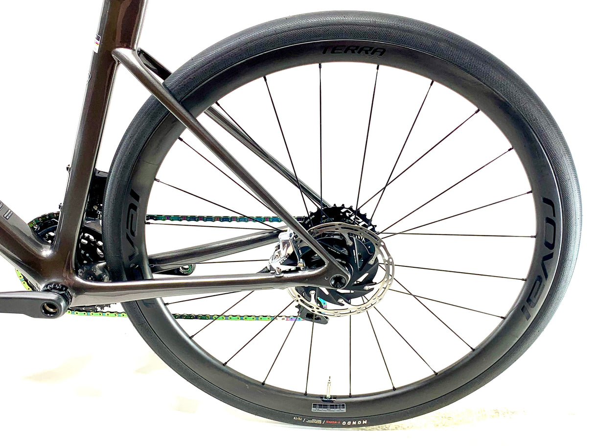 2024 Specialized S-Works Roubaix SL8 SRAM AXS Size: 56cm (Preowned)