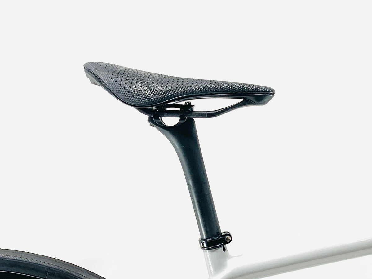 2026 Specialized S-Works Aethos 2 Dura Ace 2X12 Size: 49cm (Preowned)